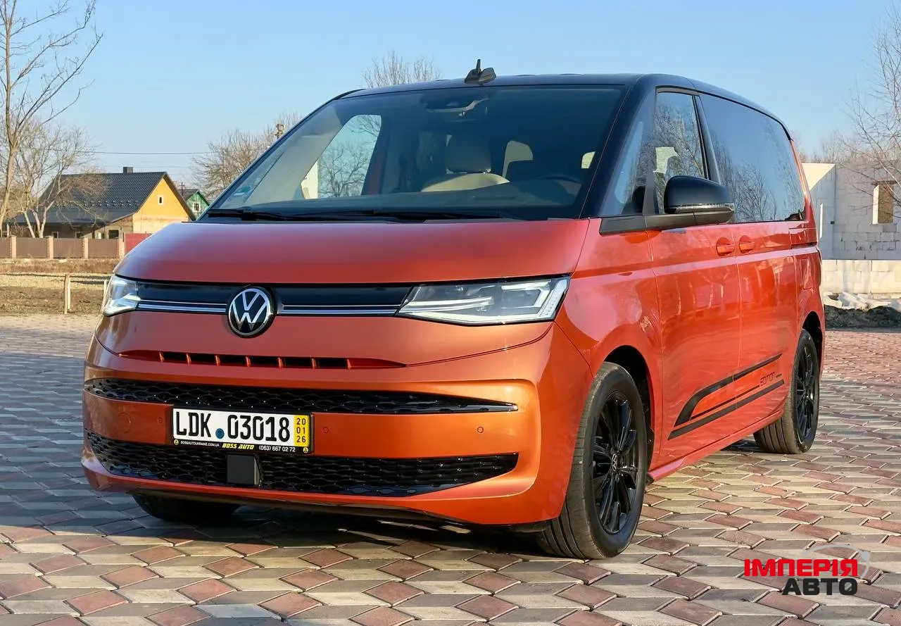 Volkswagen Multivan - фото 10