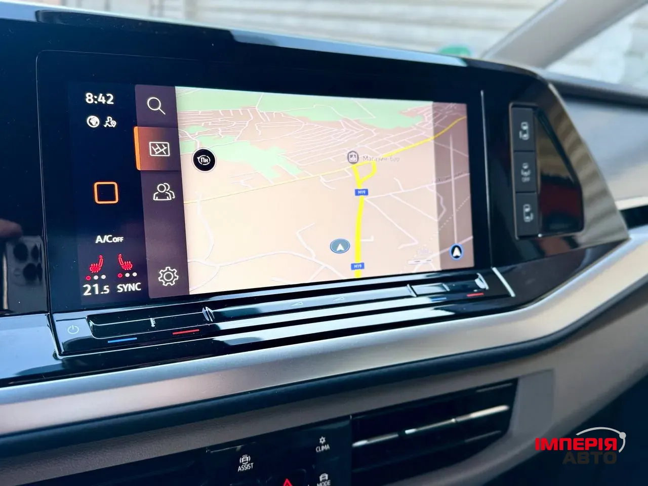 Volkswagen Multivan - фото 59