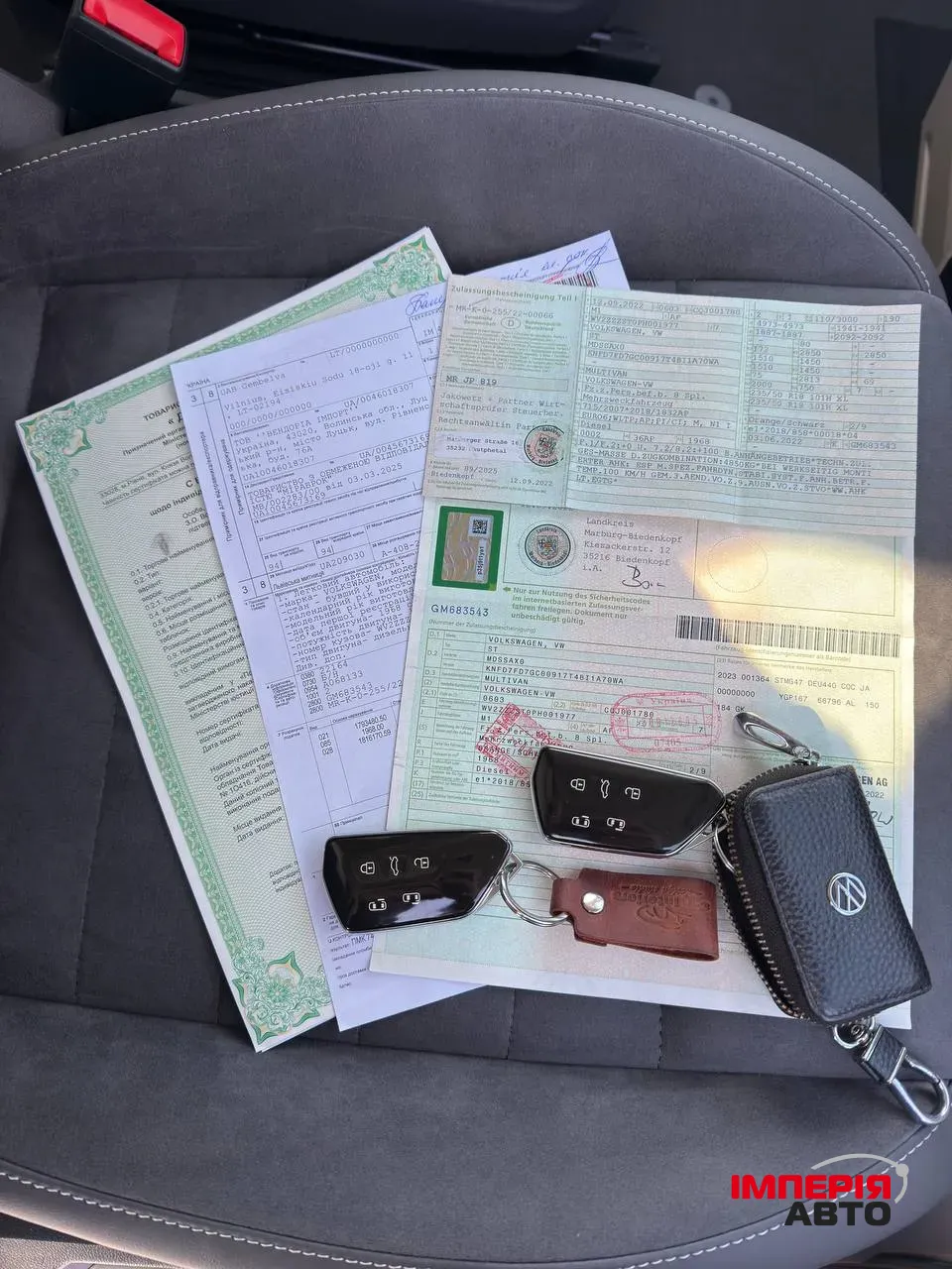 Volkswagen Multivan - фото 81