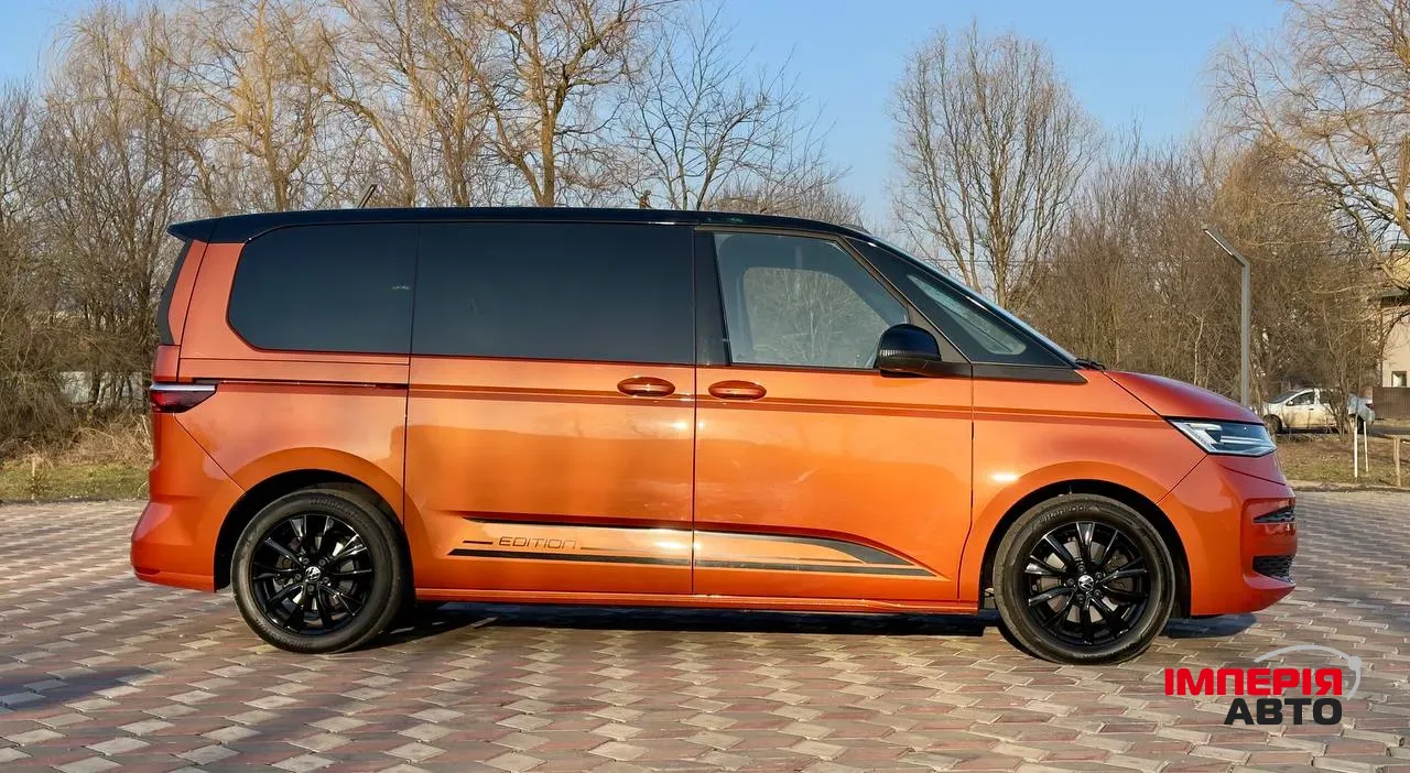 Volkswagen Multivan - фото 4