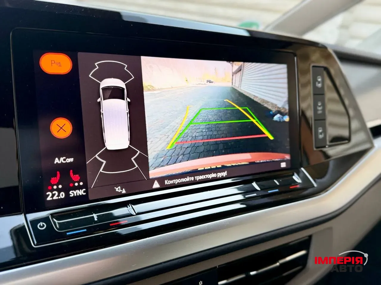 Volkswagen Multivan - фото 52