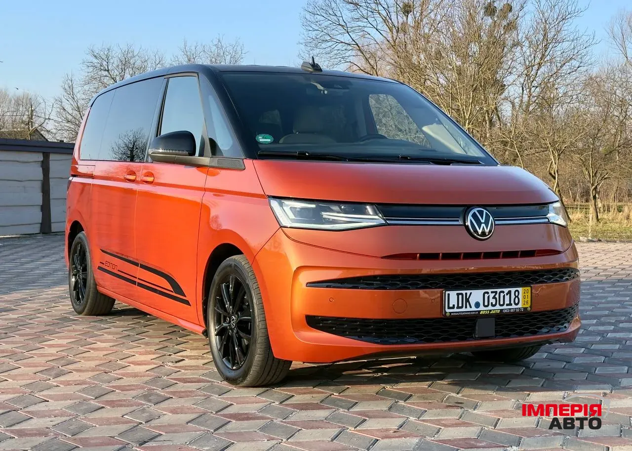 Volkswagen Multivan - фото 2