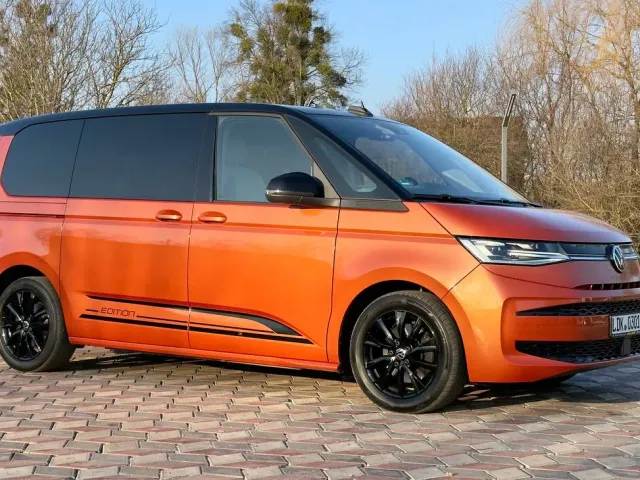 Volkswagen Multivan - фото 3