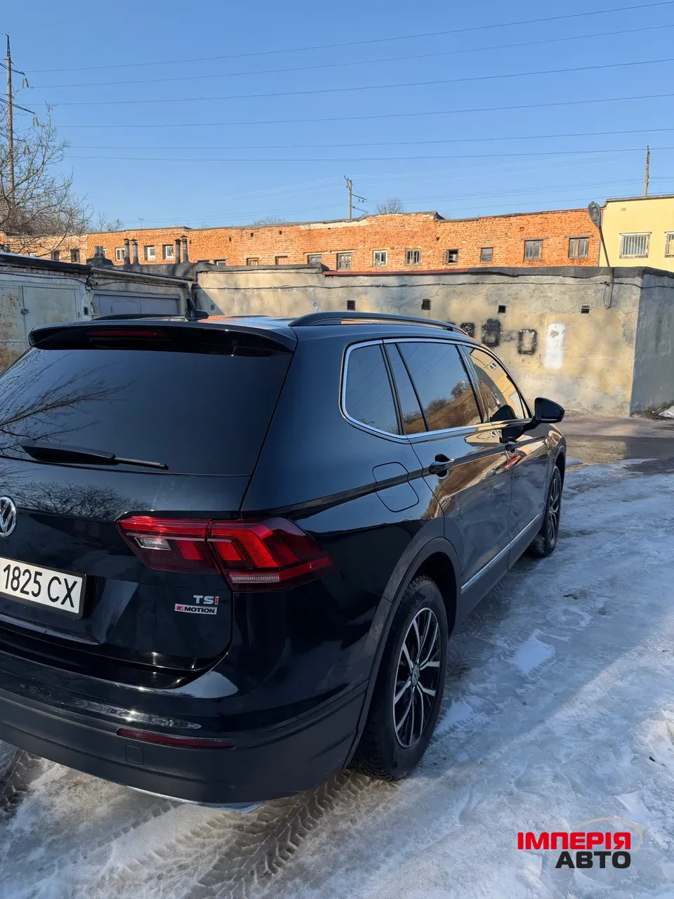 Volkswagen Tiguan - фото 5