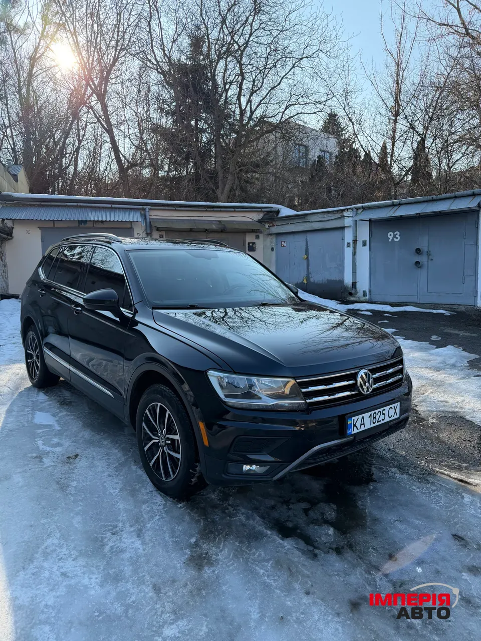 Volkswagen Tiguan - фото 2