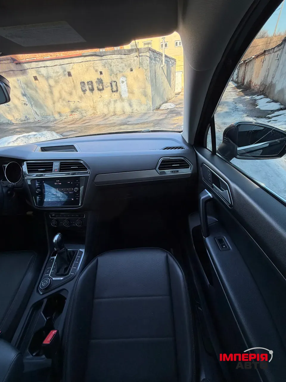 Volkswagen Tiguan - фото 18