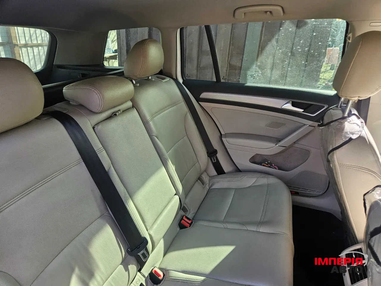 Volkswagen Golf - фото 19