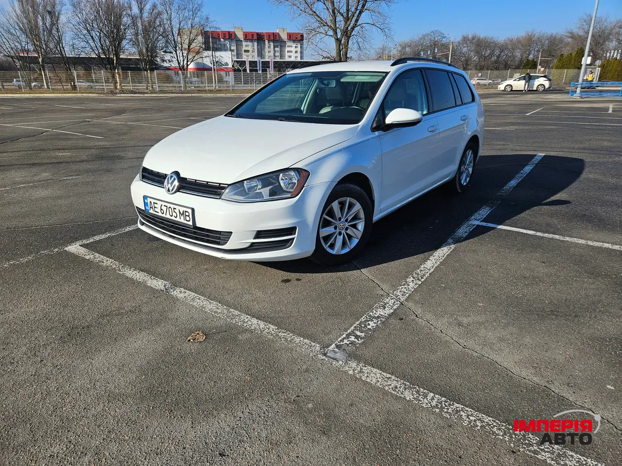 Volkswagen Golf - фото 4