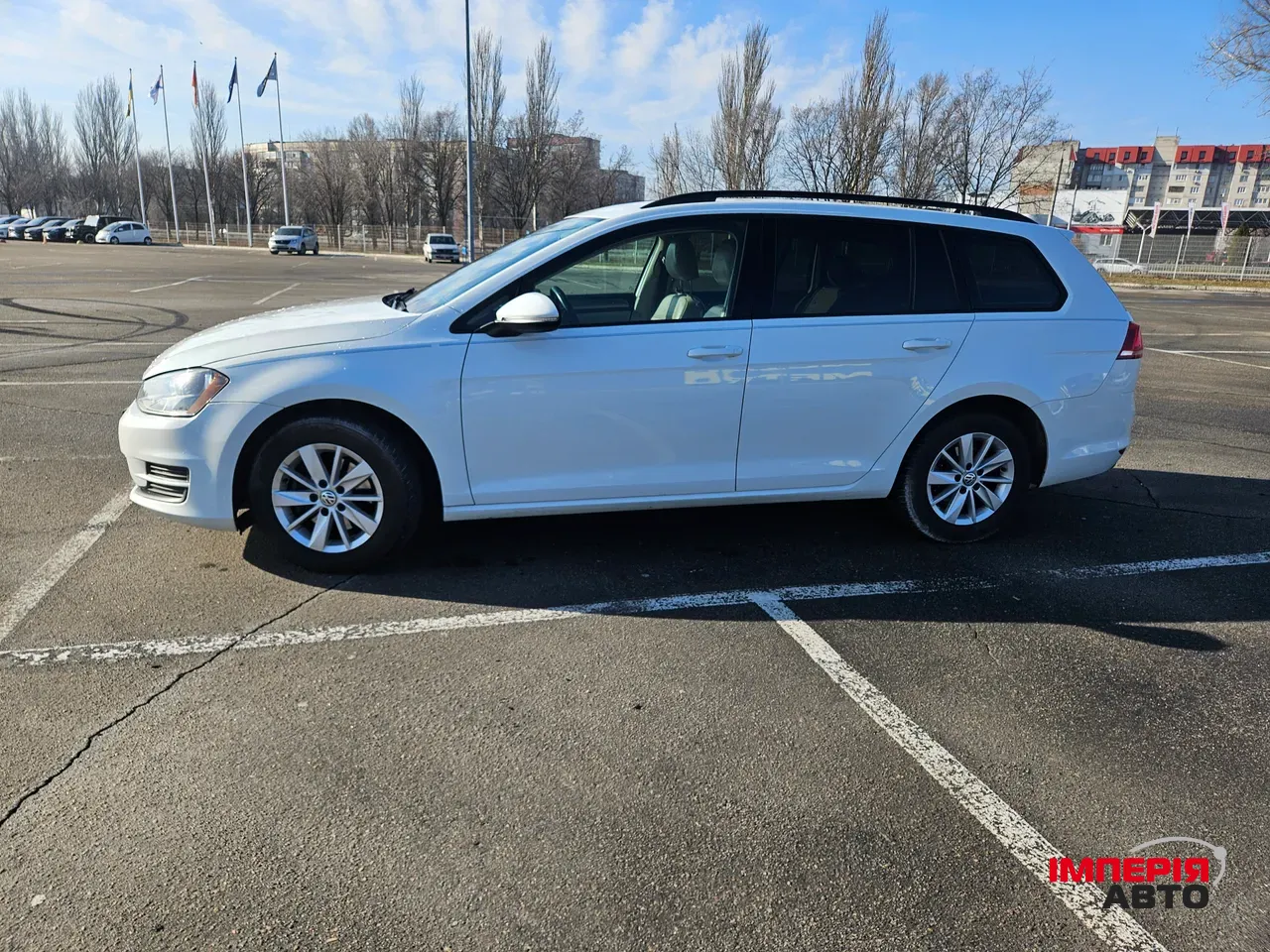 Volkswagen Golf - фото 2