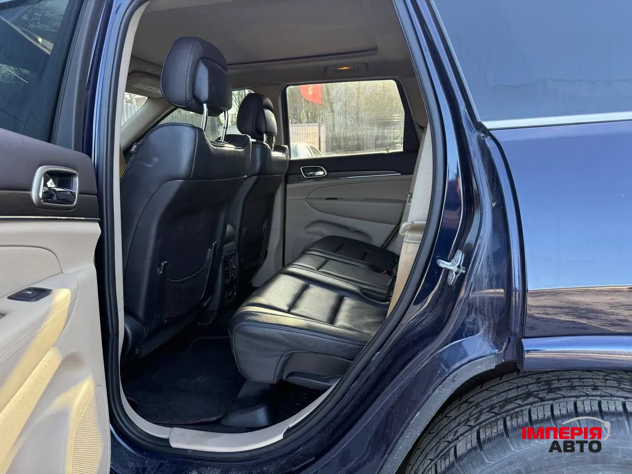 Jeep Grand Cherokee - фото 5