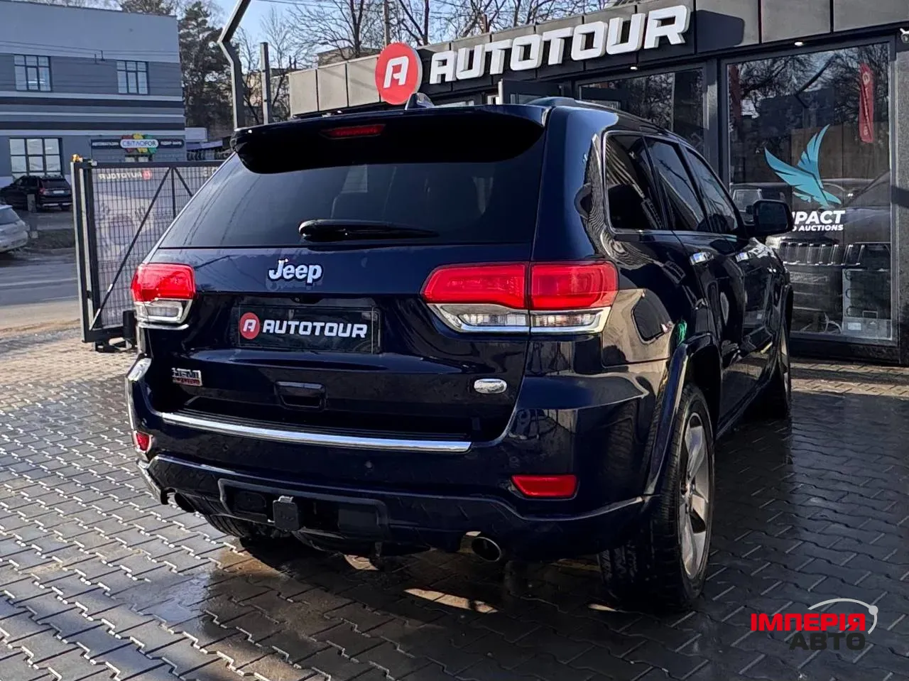 Jeep Grand Cherokee - фото 8