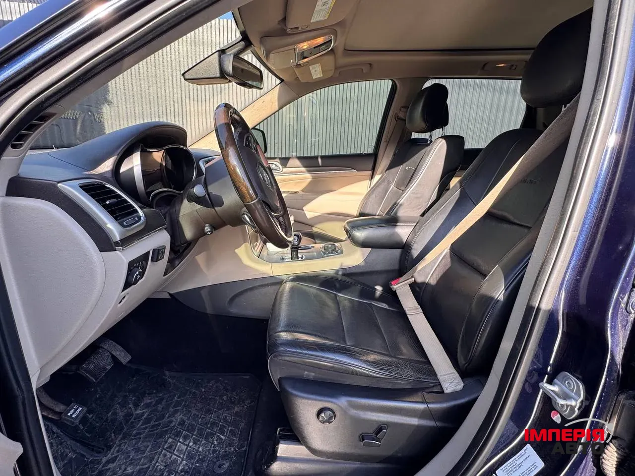 Jeep Grand Cherokee - фото 3