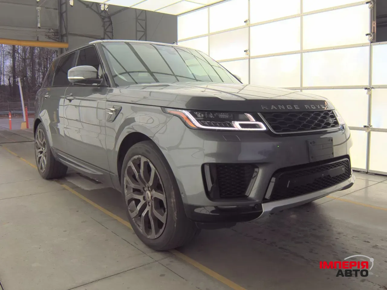 Land Rover Range Rover Sport - фото 1