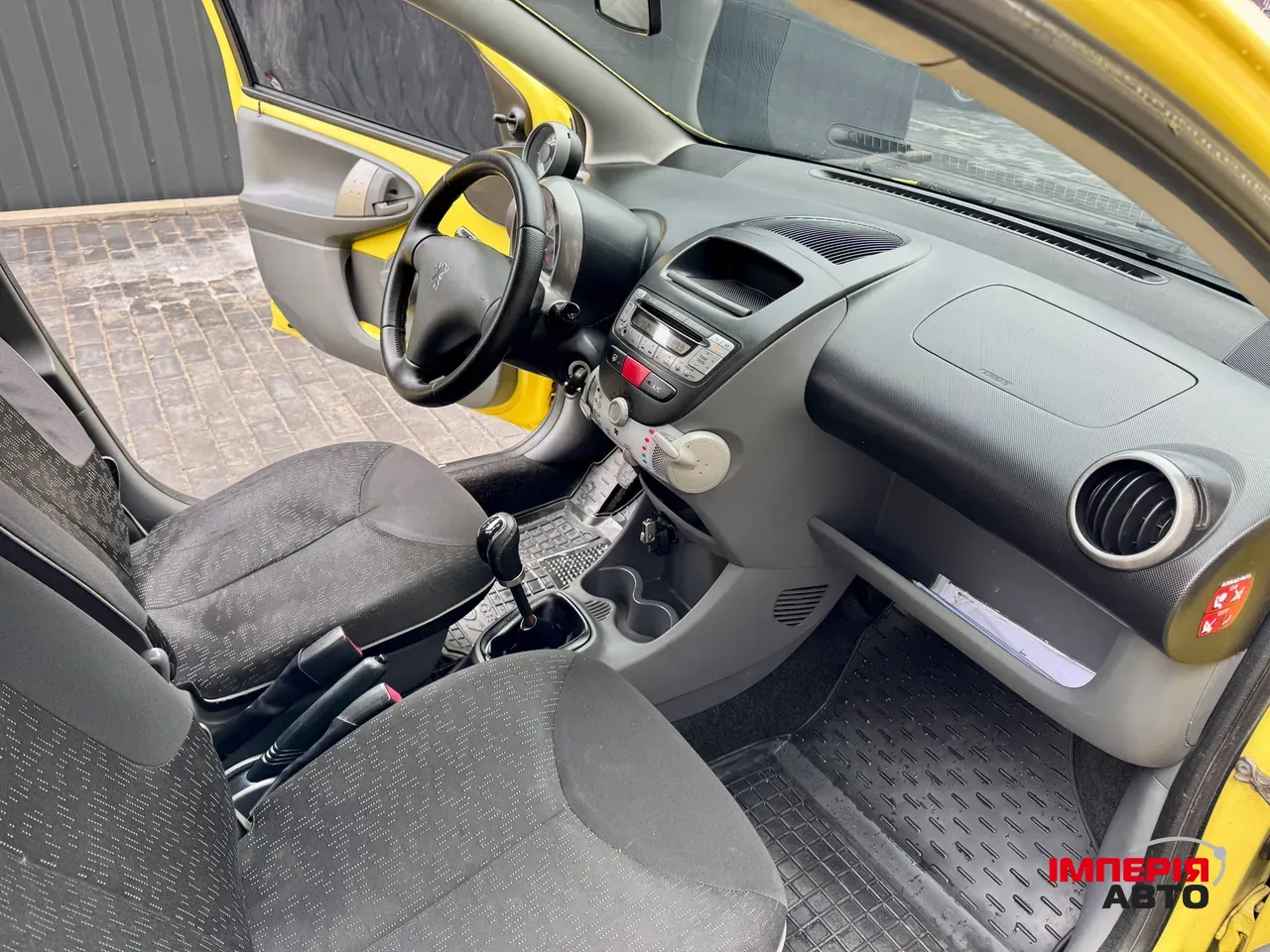 Peugeot 107 - фото 10