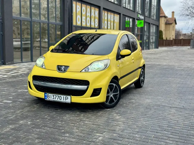 Peugeot 107 - фото 1
