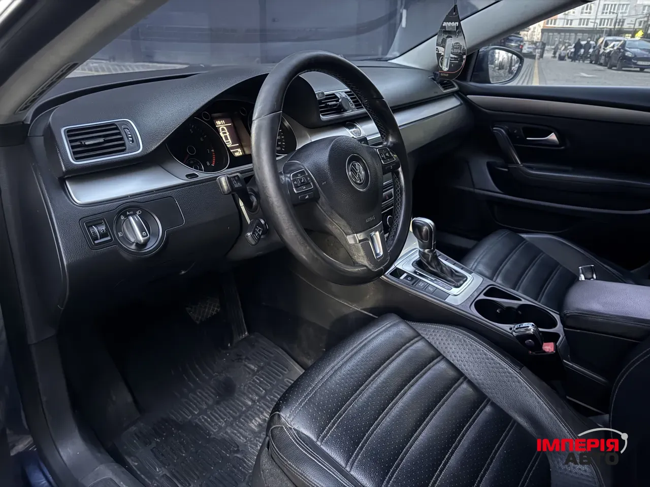 Volkswagen Passat CC - фото 11