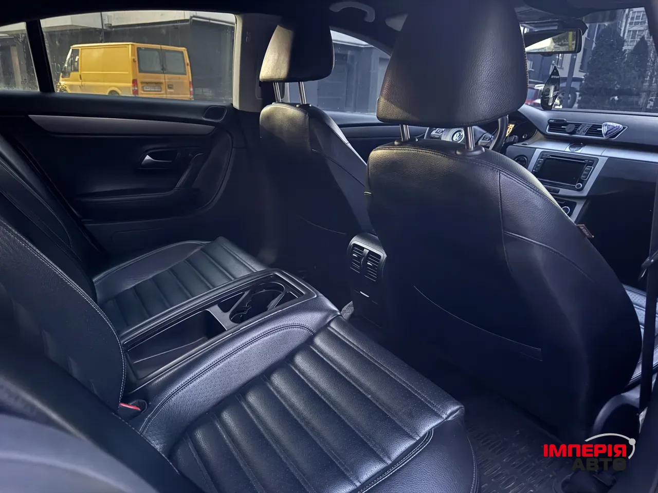 Volkswagen Passat CC - фото 12