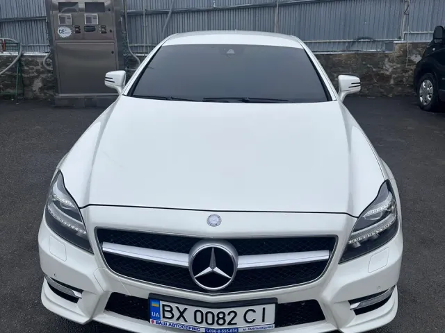Mercedes-Benz CLS - фото 1