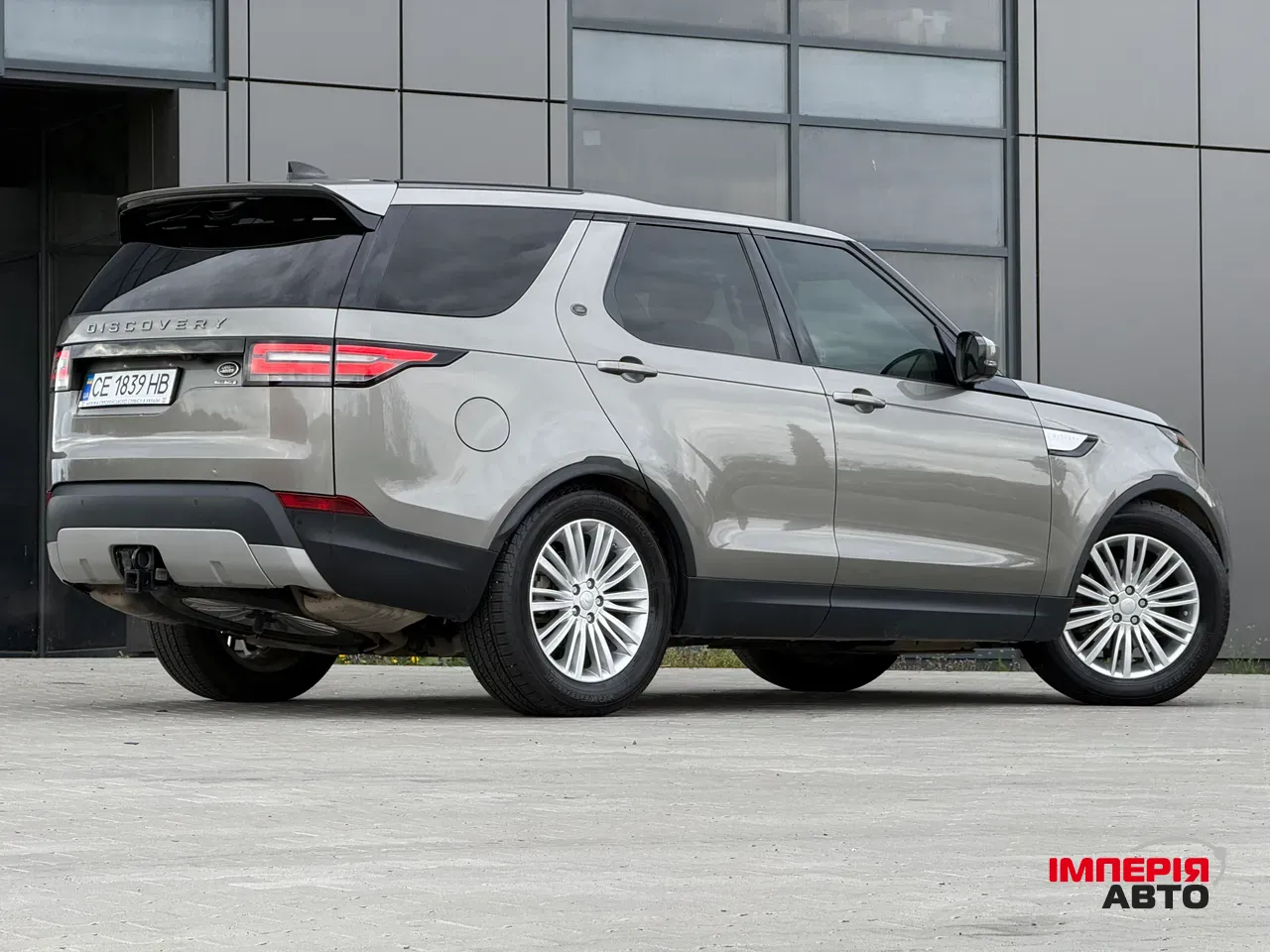Land Rover Discovery - фото 2