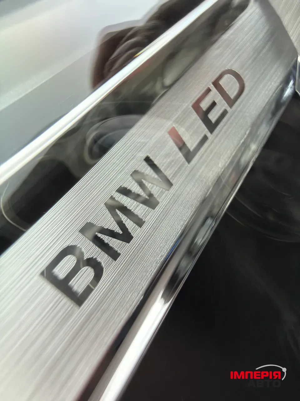 BMW iX1 - фото 35