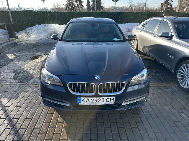 BMW 5 серії - фото 1