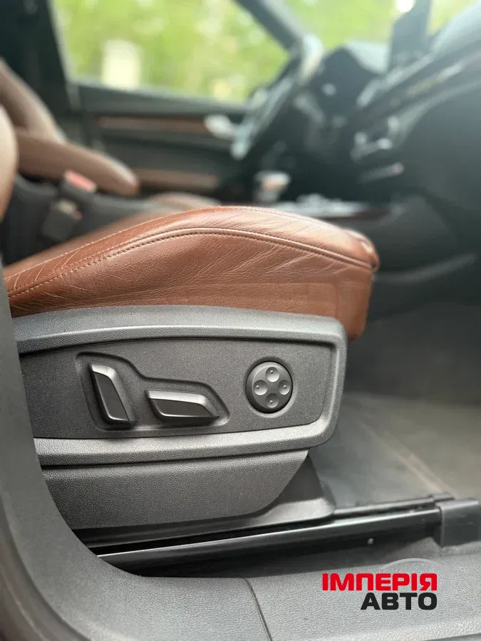 Audi Q5 - фото 9