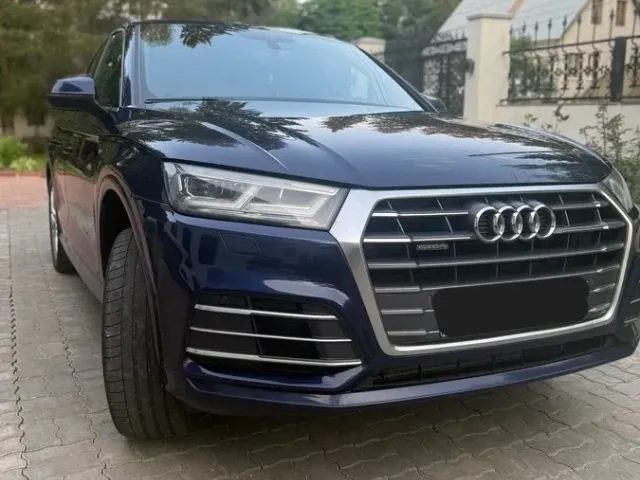 Audi Q5 - фото 2
