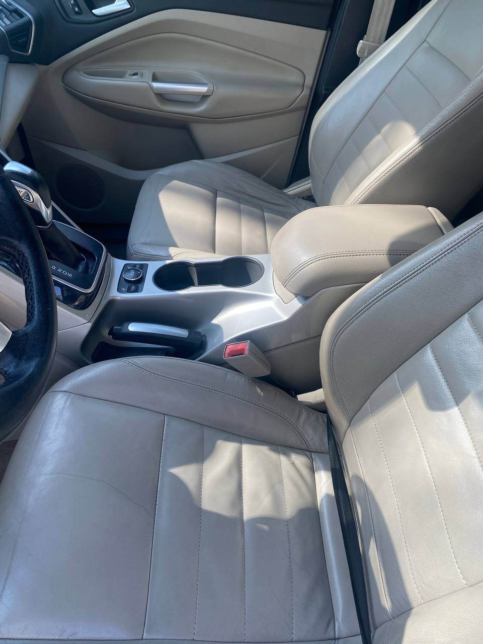 Ford Escape - фото 8