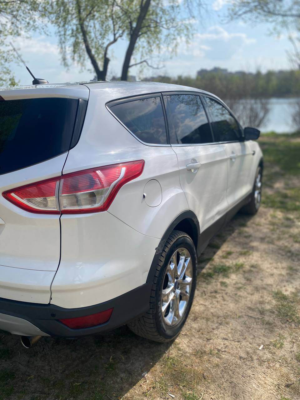 Ford Escape - фото 5