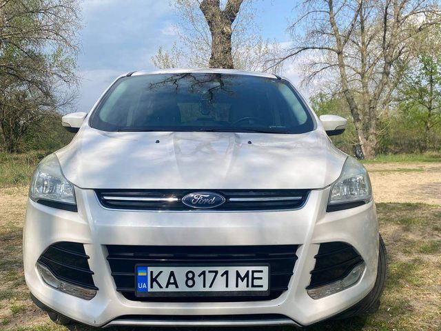 Ford Escape - фото 1