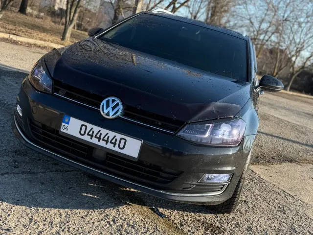 Volkswagen Golf - фото 4