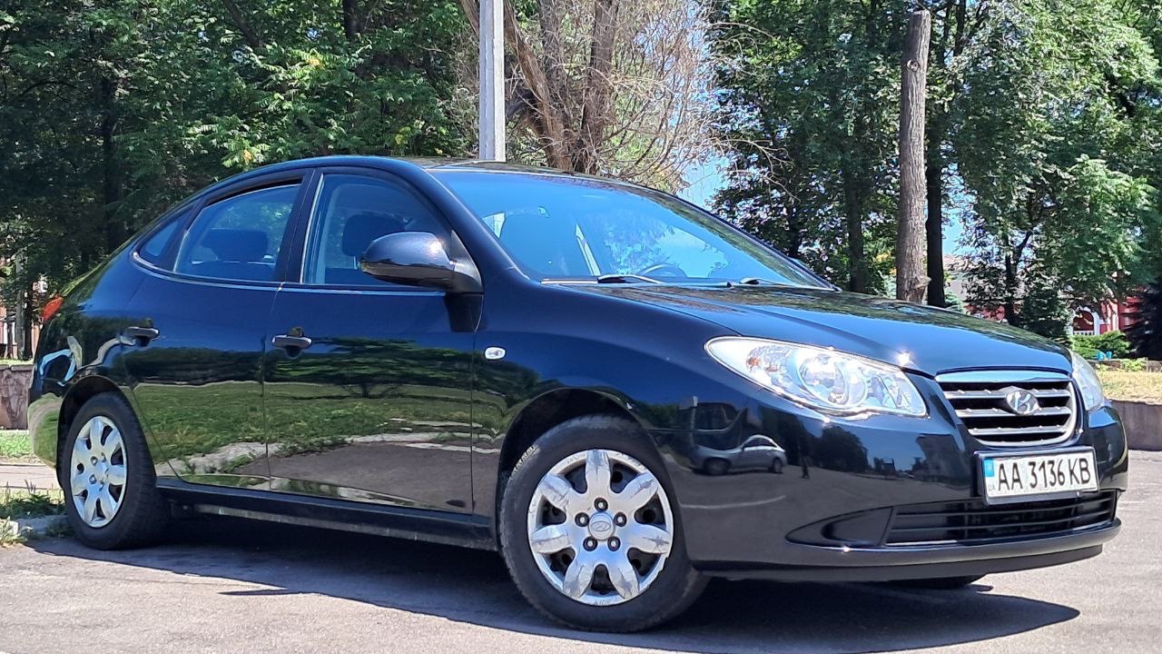 Hyundai Elantra - фото 25