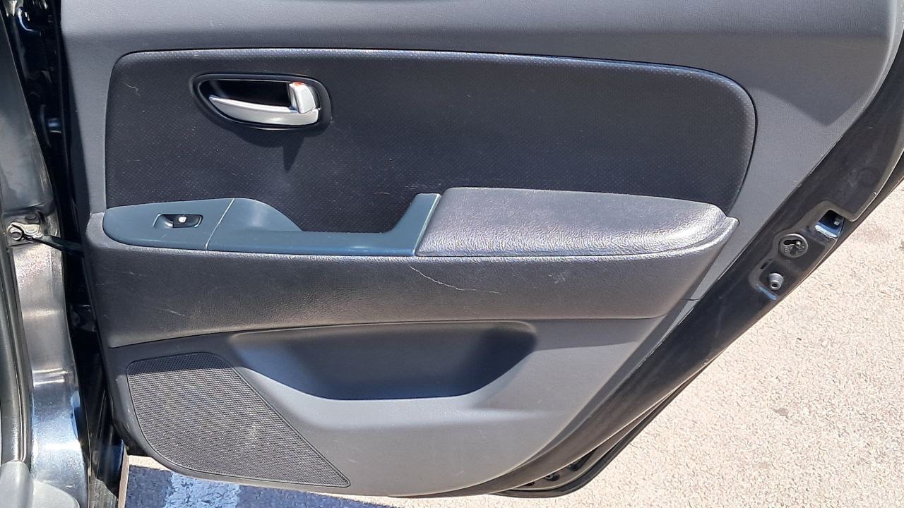 Hyundai Elantra - фото 13