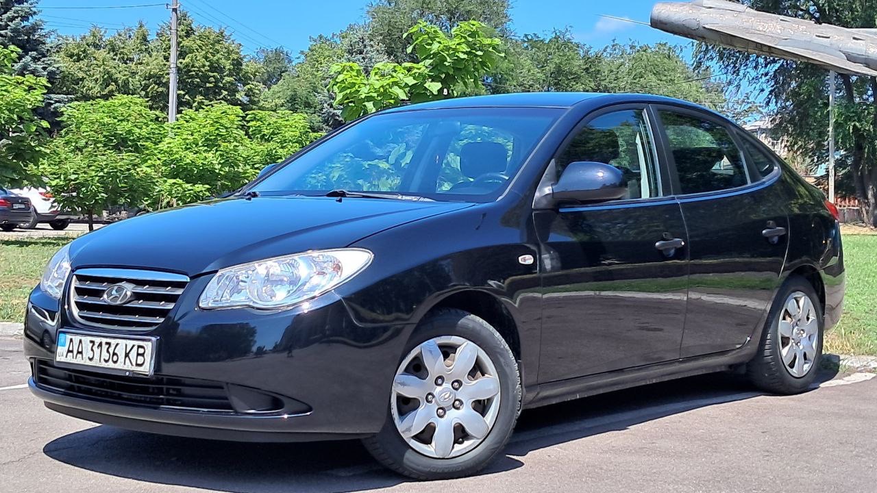 Hyundai Elantra - фото 38