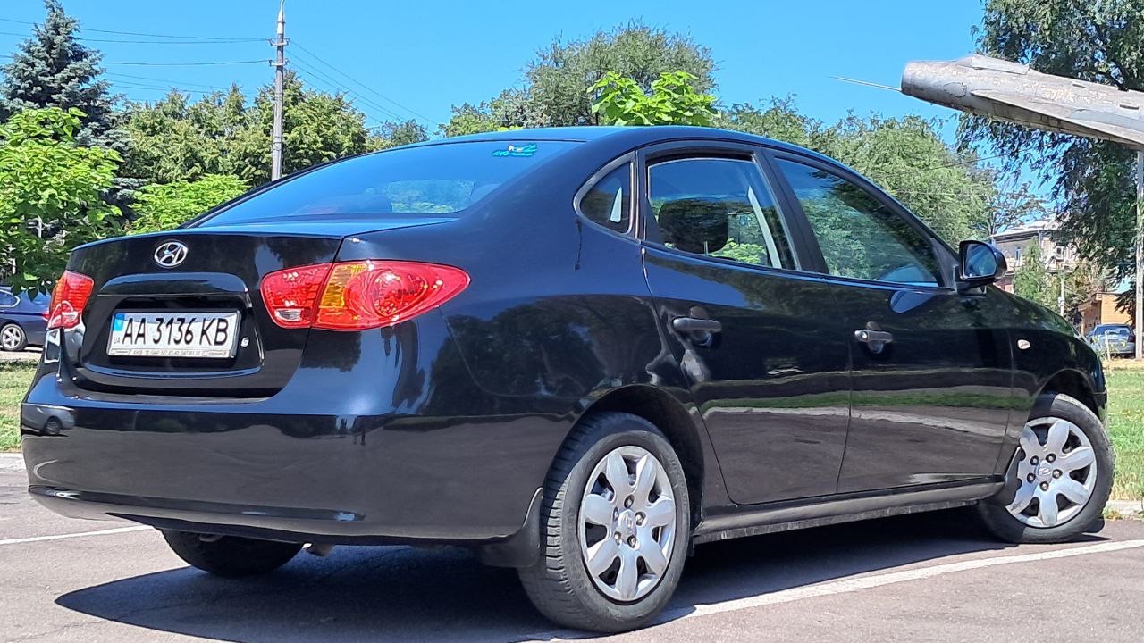 Hyundai Elantra - фото 43
