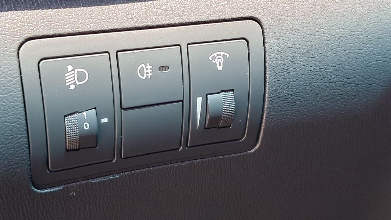 Hyundai Elantra - фото 58