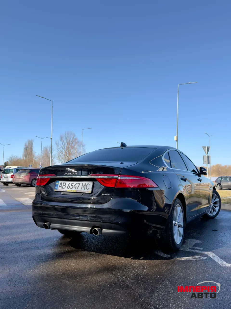 Jaguar XF - фото 6