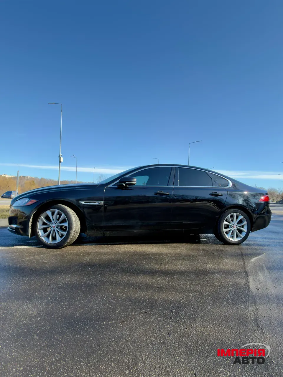 Jaguar XF - фото 3