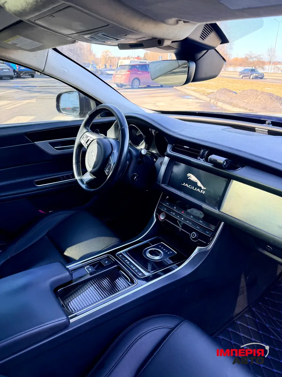 Jaguar XF - фото 16