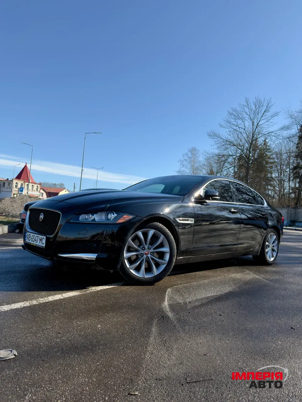 Jaguar XF - фото 2