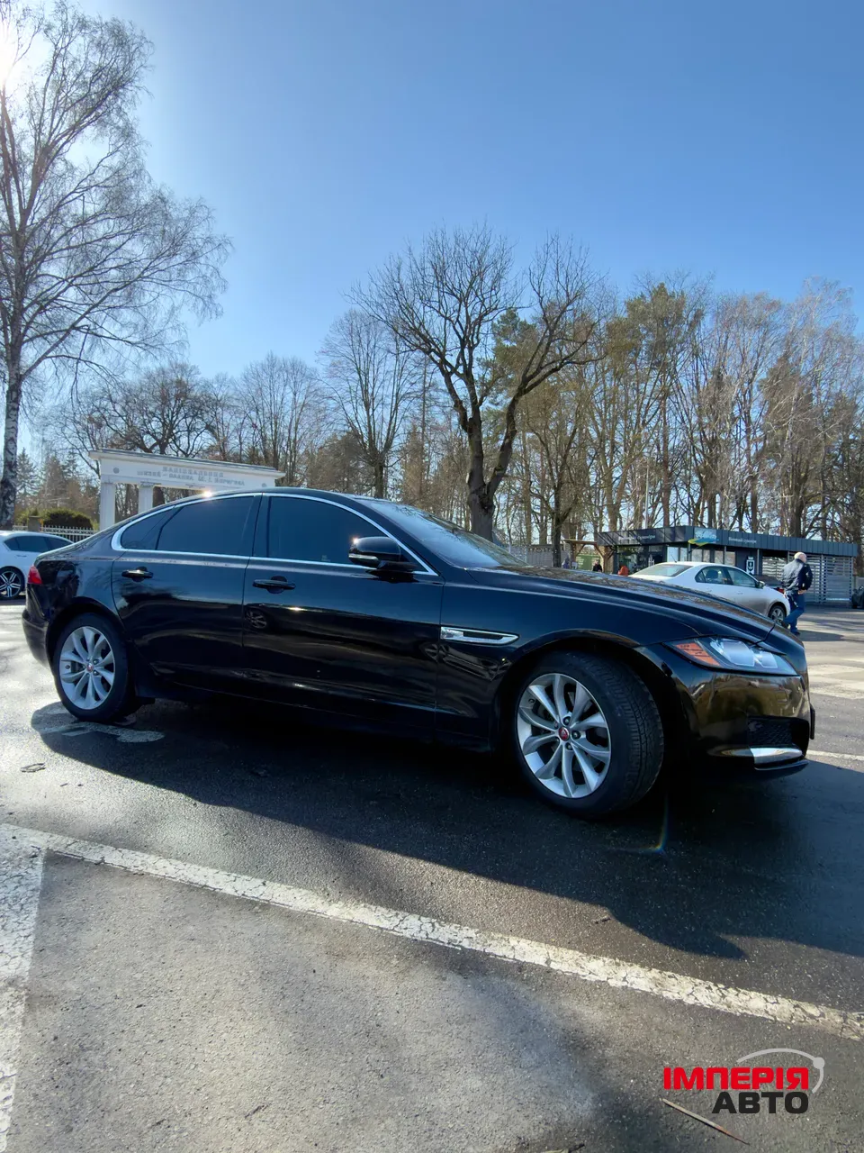 Jaguar XF - фото 9