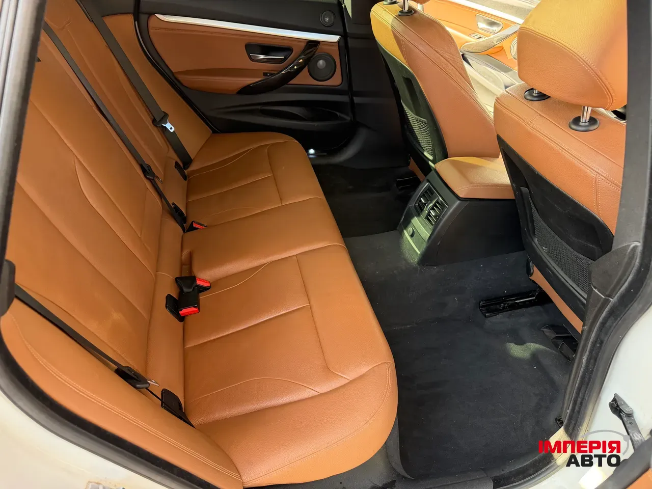 BMW 3 серії - фото 11