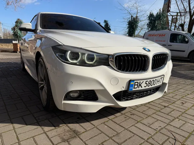 BMW 3 серії - фото 1