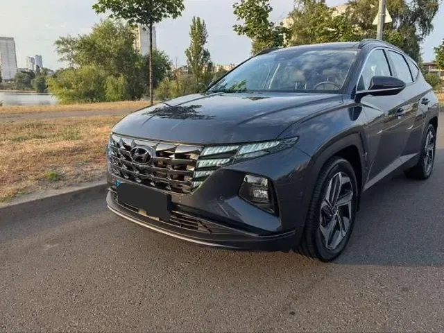 Hyundai Tucson - фото 1