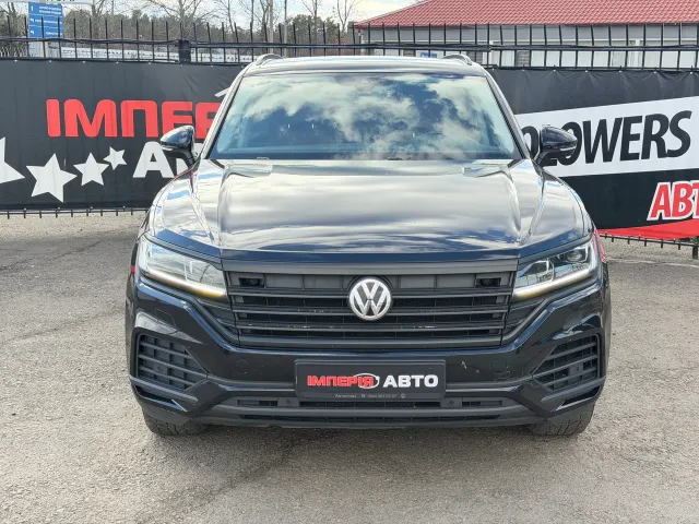 Volkswagen Touareg - фото 3
