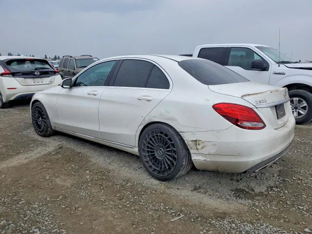 Mercedes-Benz C-Класс - фото 4