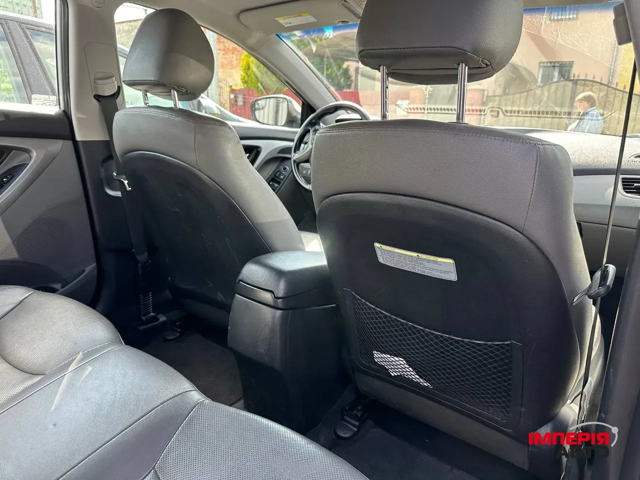 Hyundai Elantra - фото 11