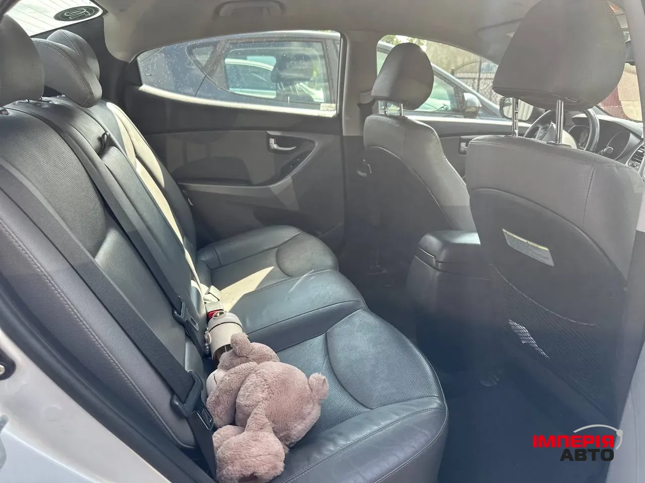 Hyundai Elantra - фото 9