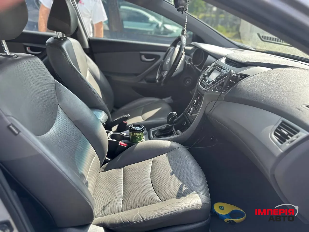 Hyundai Elantra - фото 7