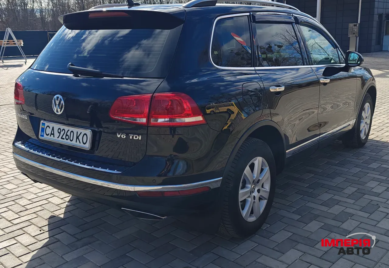 Volkswagen Touareg - фото 4
